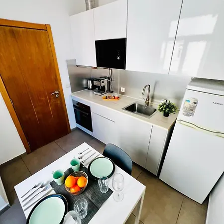Daire In The Heart Of Lisbon, Location *